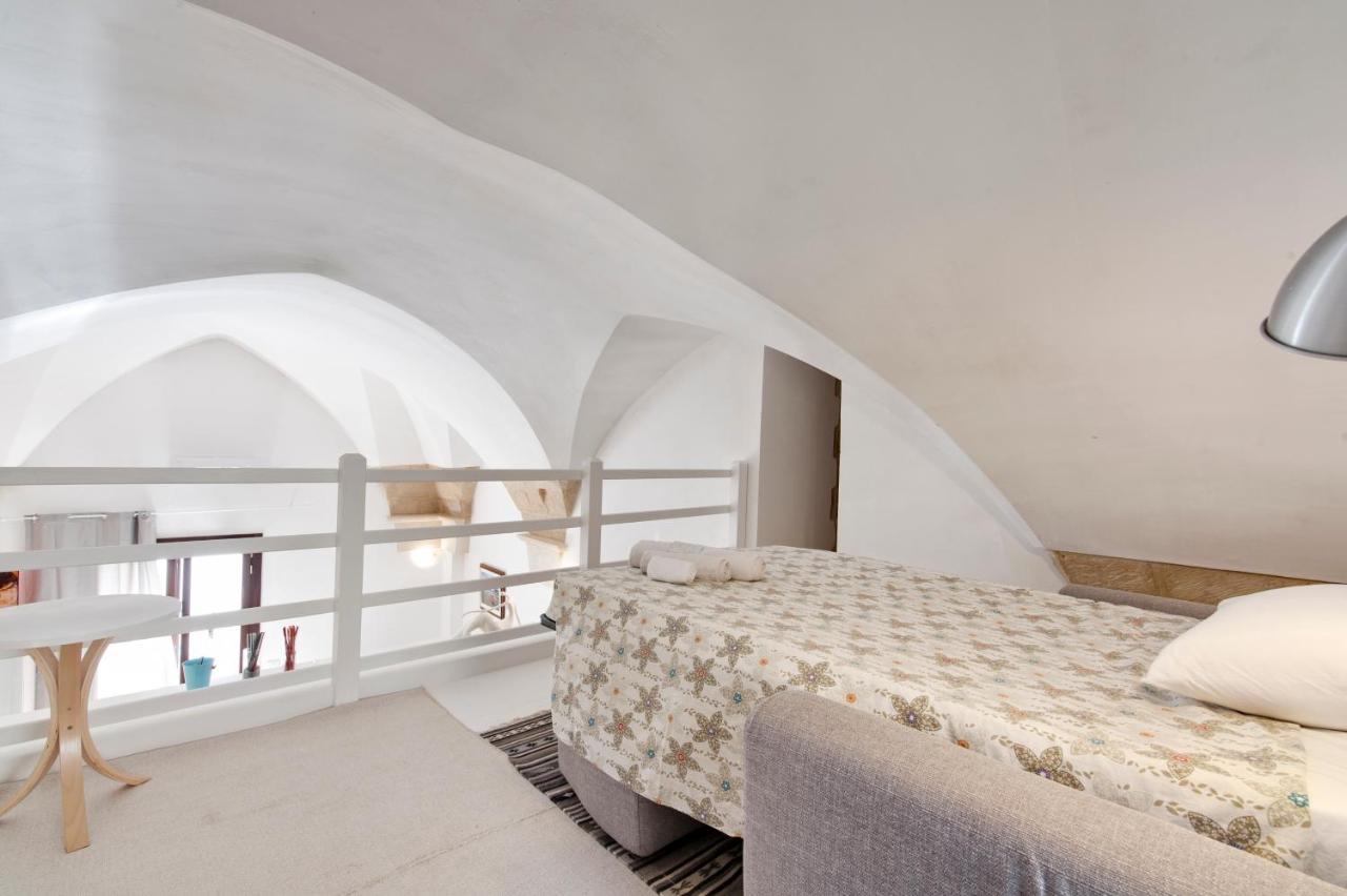Mesagnesi Loft Centro Storico - SITCase Appartamento Lecce Esterno foto