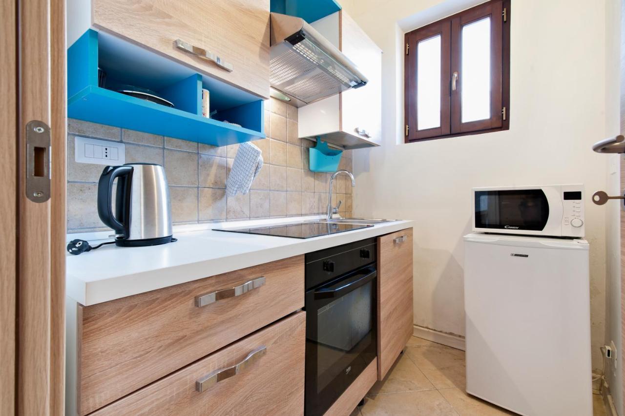 Mesagnesi Loft Centro Storico - SITCase Appartamento Lecce Esterno foto