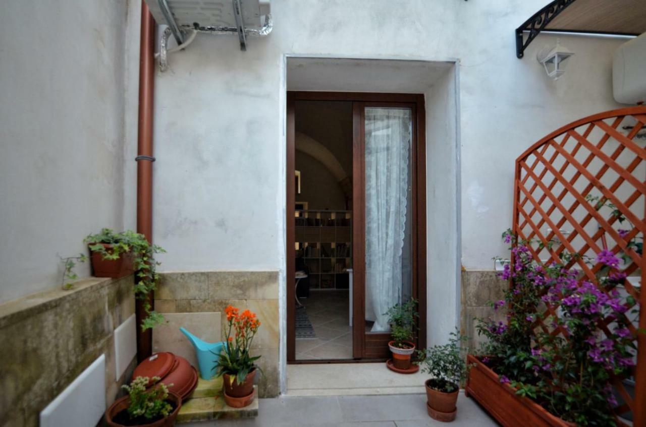 Mesagnesi Loft Centro Storico - SITCase Appartamento Lecce Esterno foto